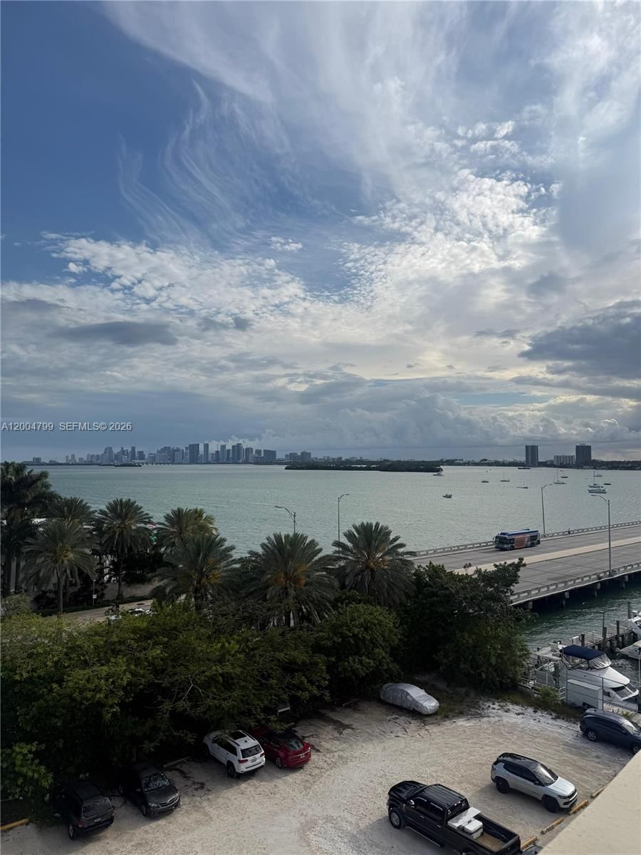 Real estate property located at 7904 West Dr #602, Miami-dade, Bayshore Yacht & Tennis C, North Bay Village, FL