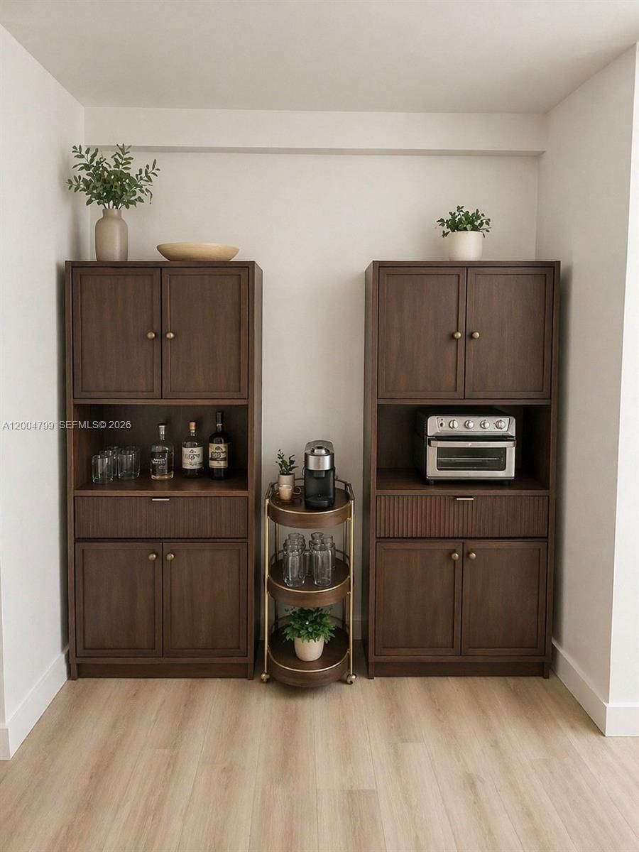 Real estate property located at 7904 West Dr #602, Miami-dade, Bayshore Yacht & Tennis C, North Bay Village, FL