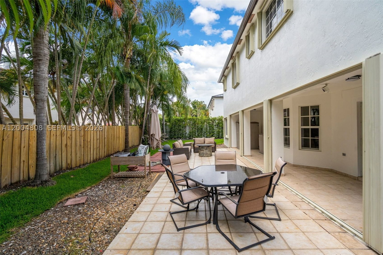 Real estate property located at 16230 84th Ct, Miami-dade, Royal Lakes 1st Addn, Miami Lakes, FL