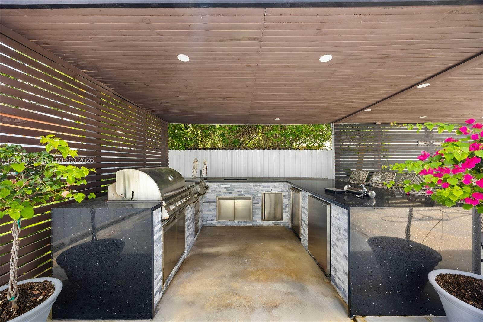 Real estate property located at 14446 95th Ter, Miami-dade, Panache Sec 1, Miami, FL