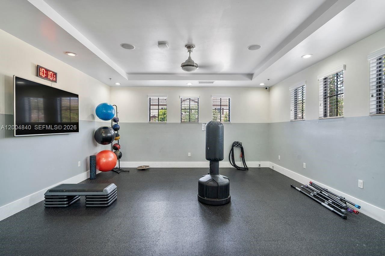 Real estate property located at 17116 92nd St, Miami-dade, Kendall Commons Residenti, Miami, FL