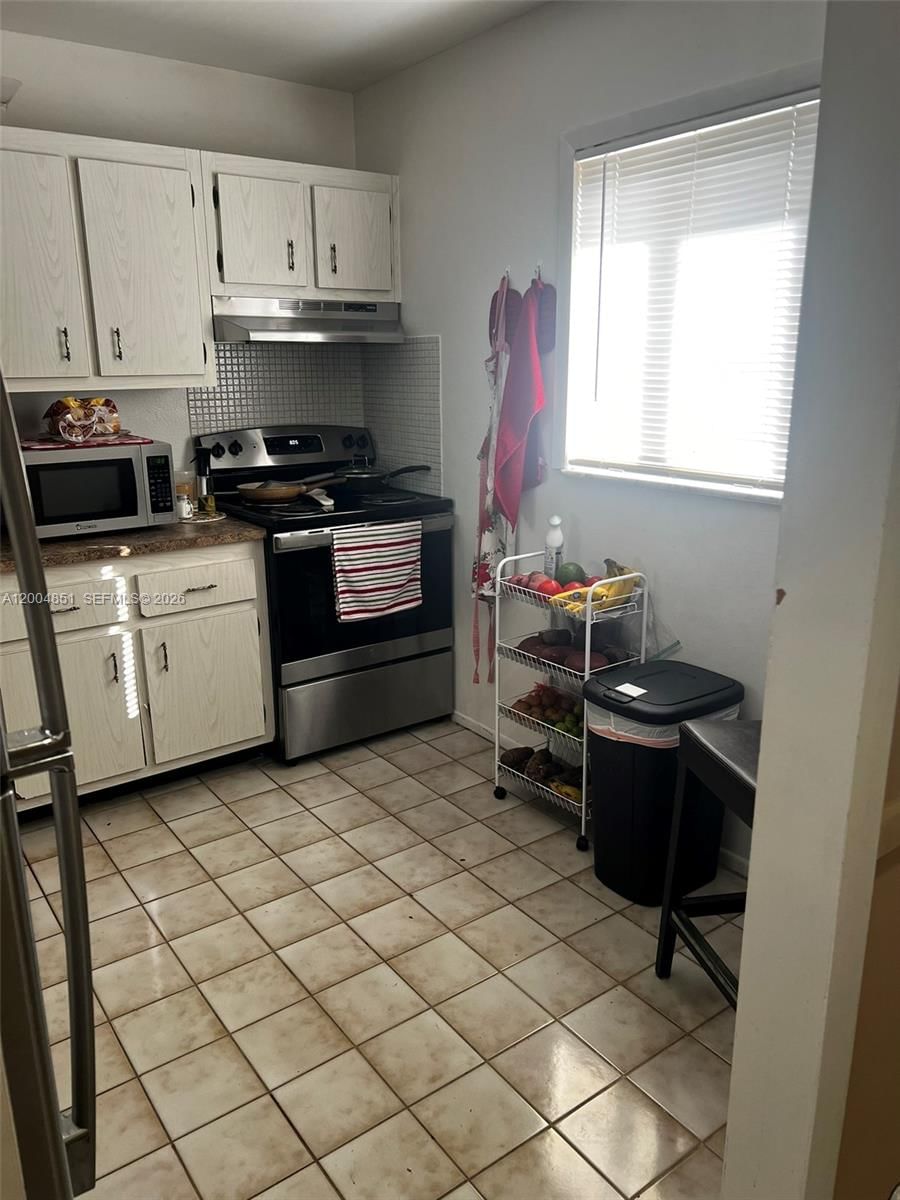 Real estate property located at 8103 Camino Real #407, Miami-dade, Village Of Kings Creek Co, Miami, FL