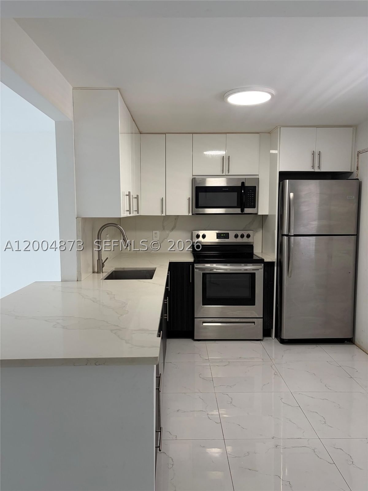 Real estate property located at 1401 191st St D201, Miami-dade, Rolling Green Condo D, Miami, FL