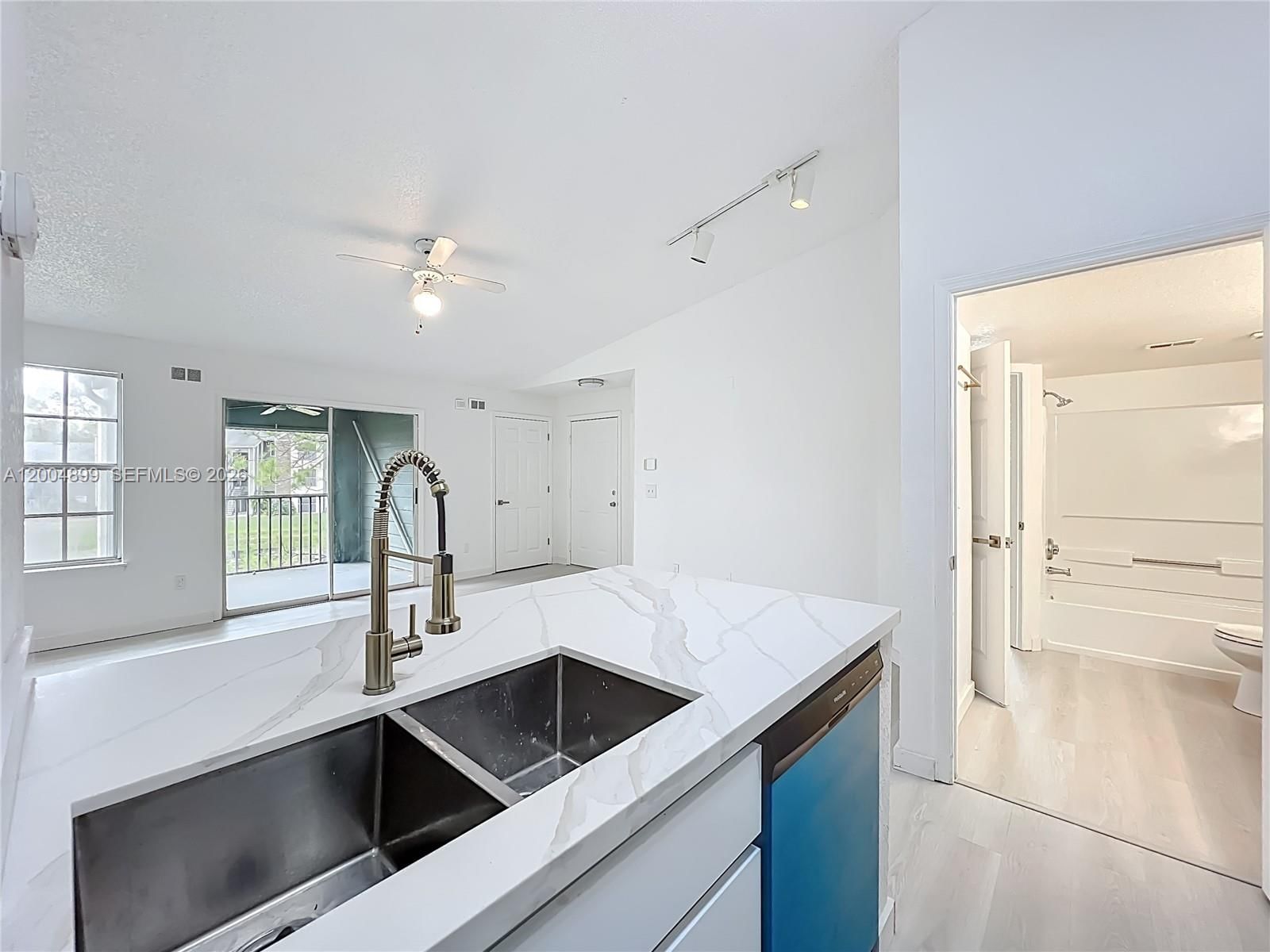 Real estate property located at 2225 Metropolitan Way #1225, Orange, Belmont/pk Central Condo, Orlando, FL