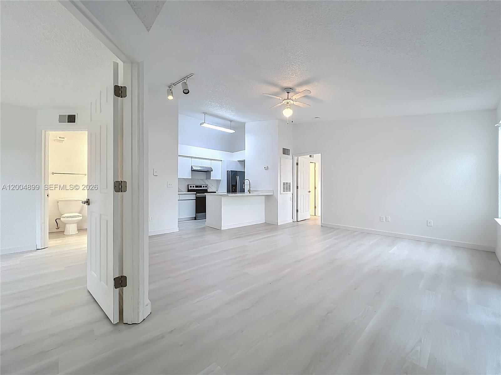 Real estate property located at 2225 Metropolitan Way #1225, Orange, Belmont/pk Central Condo, Orlando, FL