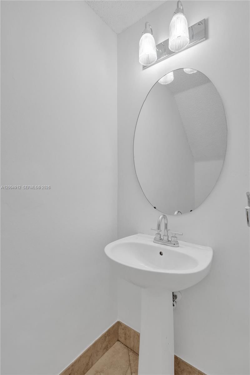 Real estate property located at 5388 Jubilee Way, Broward, Fiesta, Margate, FL