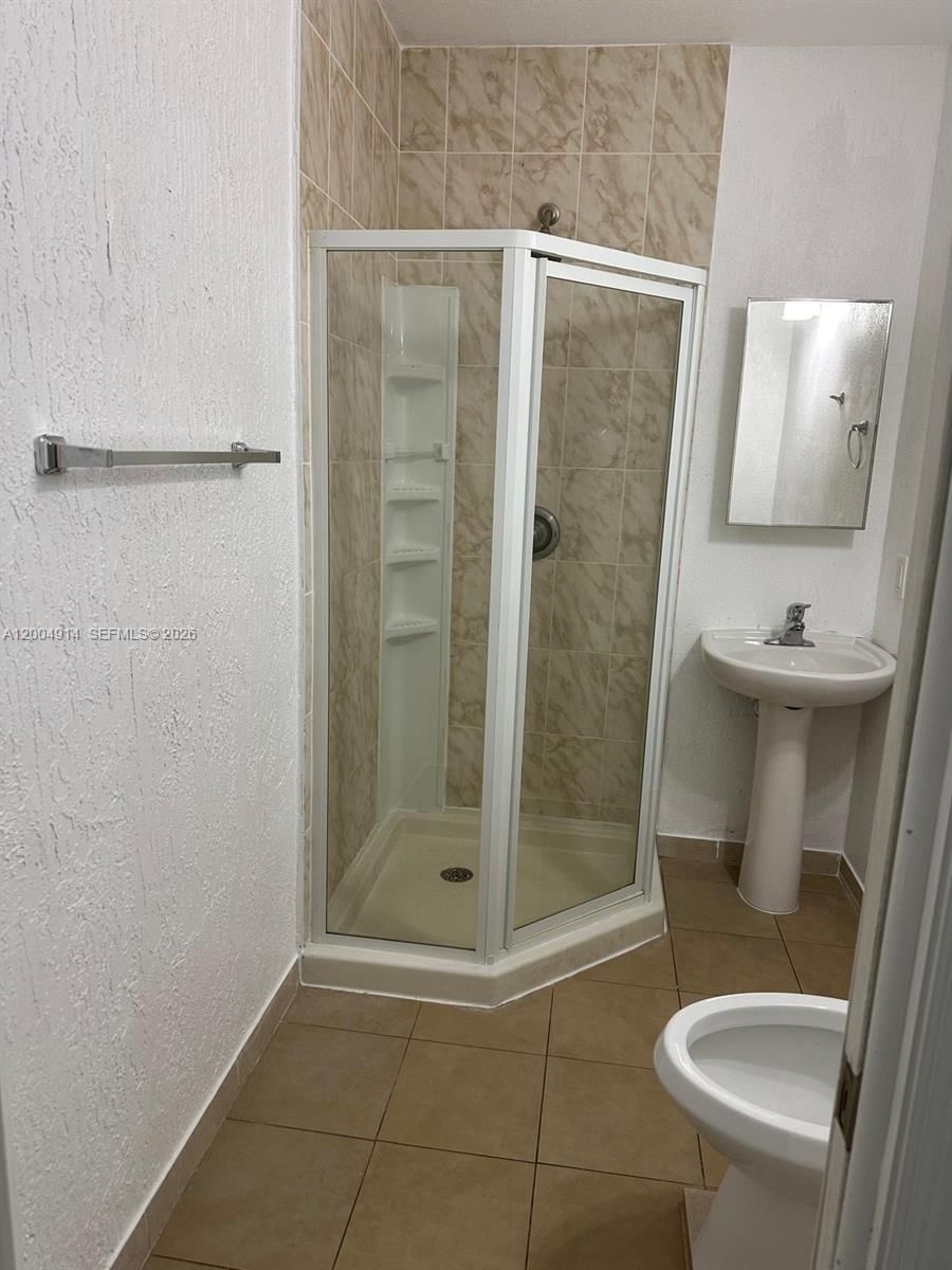 Real estate property located at 22100 122nd Ct, Miami-dade, Elero Subdivison, Miami, FL