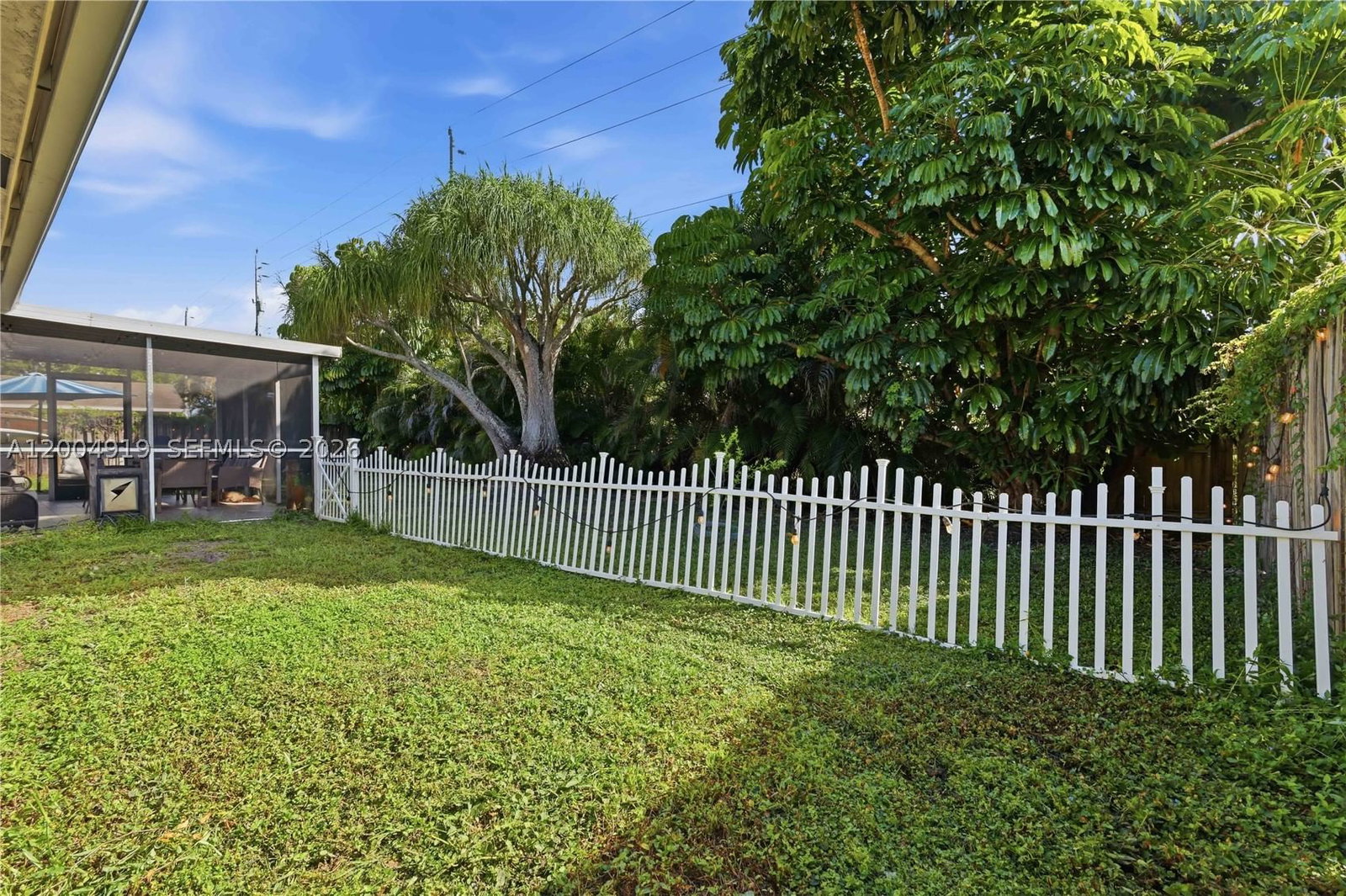 Real estate property located at 1200 Rowayton Circle, Palm Beach, South Shore 1 Of Wellingto, Wellington, FL