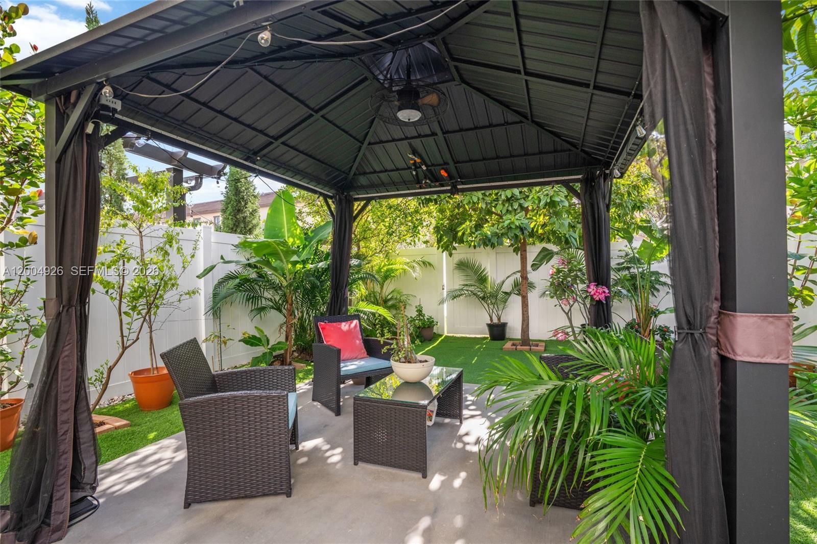 Real estate property located at 10964 32nd Ln, Miami-dade, Aquabella North Replat, Hialeah, FL