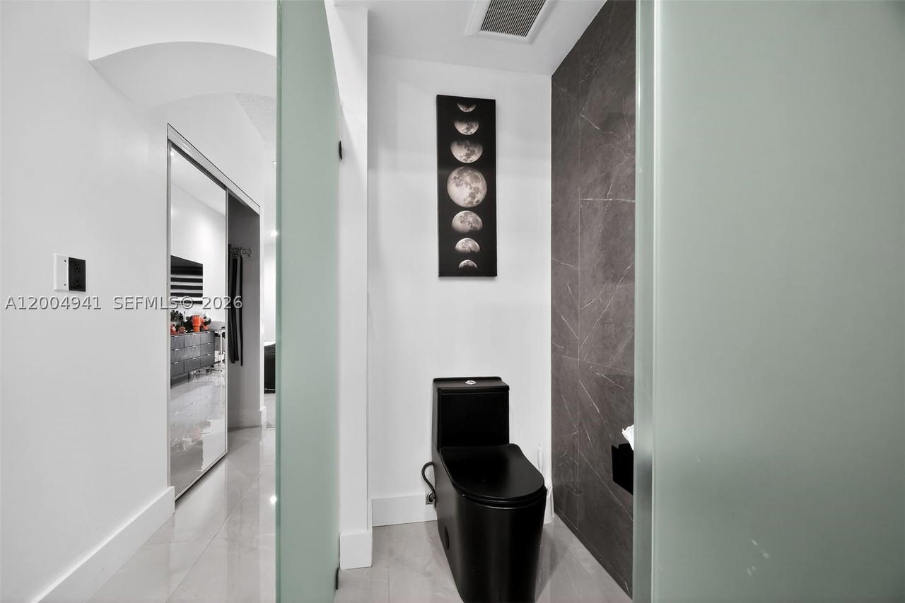 Real estate property located at 14471 136th Pl, Miami-dade, Silver Lakes West Amend, Miami, FL
