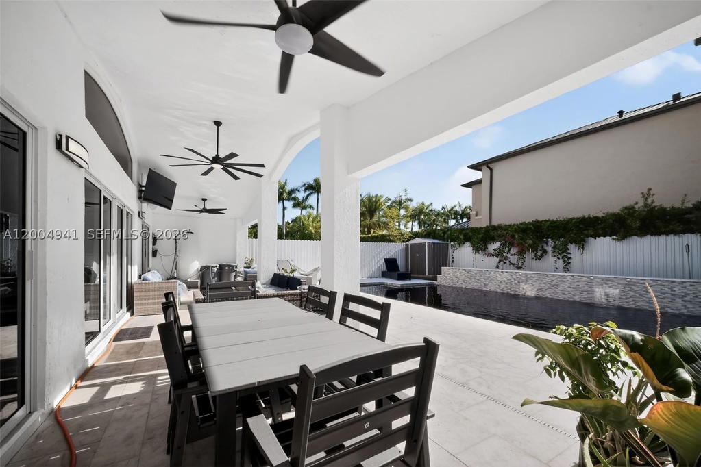 Real estate property located at 14471 136th Pl, Miami-dade, Silver Lakes West Amend, Miami, FL