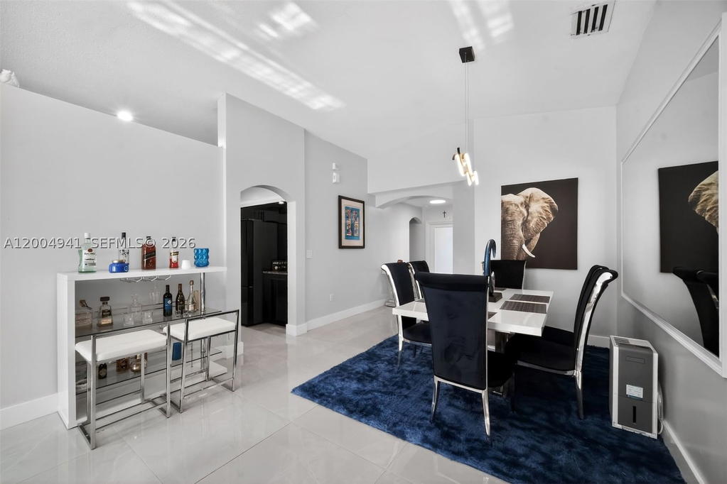 Real estate property located at 14471 136th Pl, Miami-dade, Silver Lakes West Amend, Miami, FL