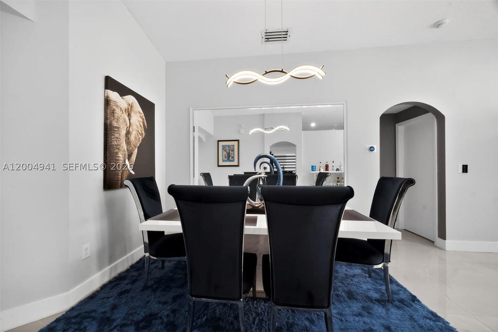 Real estate property located at 14471 136th Pl, Miami-dade, Silver Lakes West Amend, Miami, FL