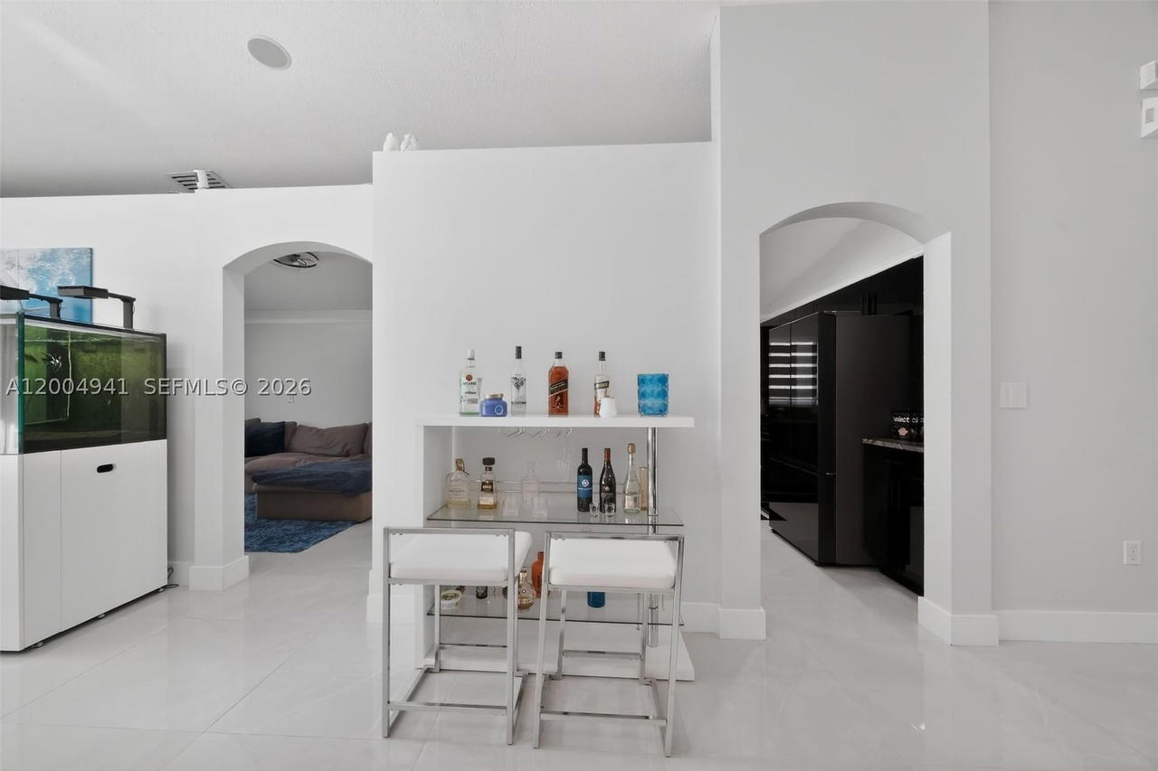 Real estate property located at 14471 136th Pl, Miami-dade, Silver Lakes West Amend, Miami, FL