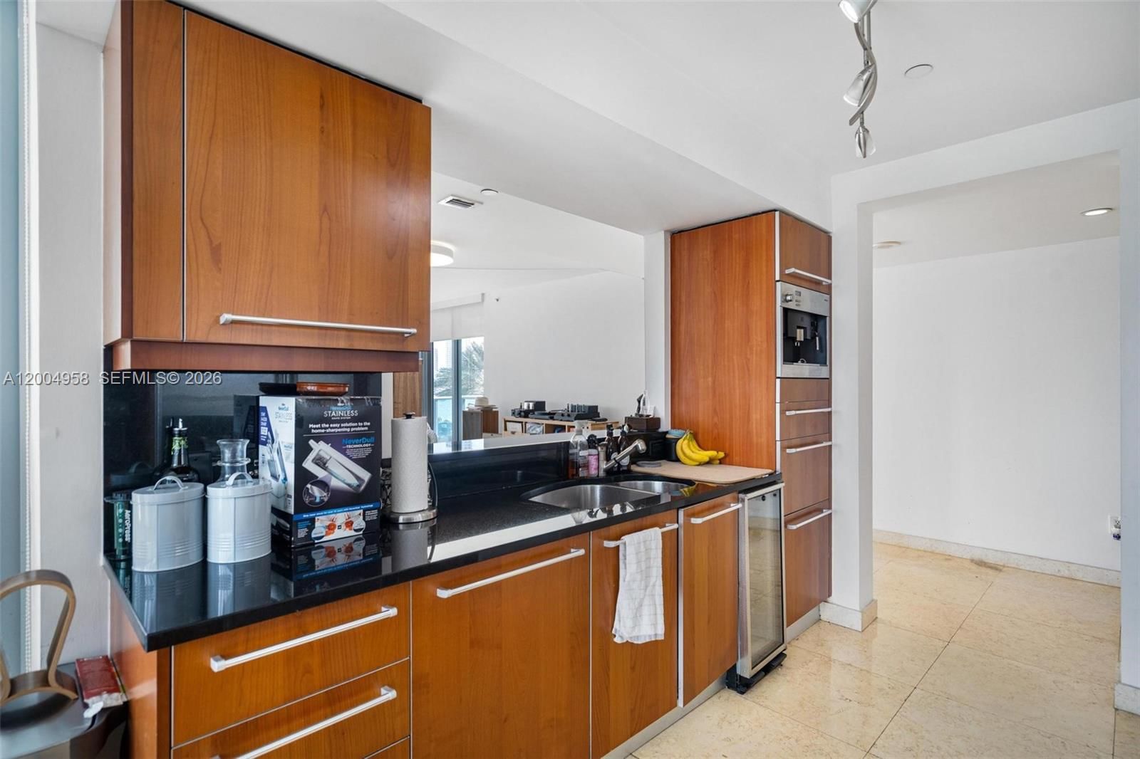 Real estate property located at 1331 Brickell Bay Dr #302, Miami-dade, Jade Residences At Bricke, Miami, FL