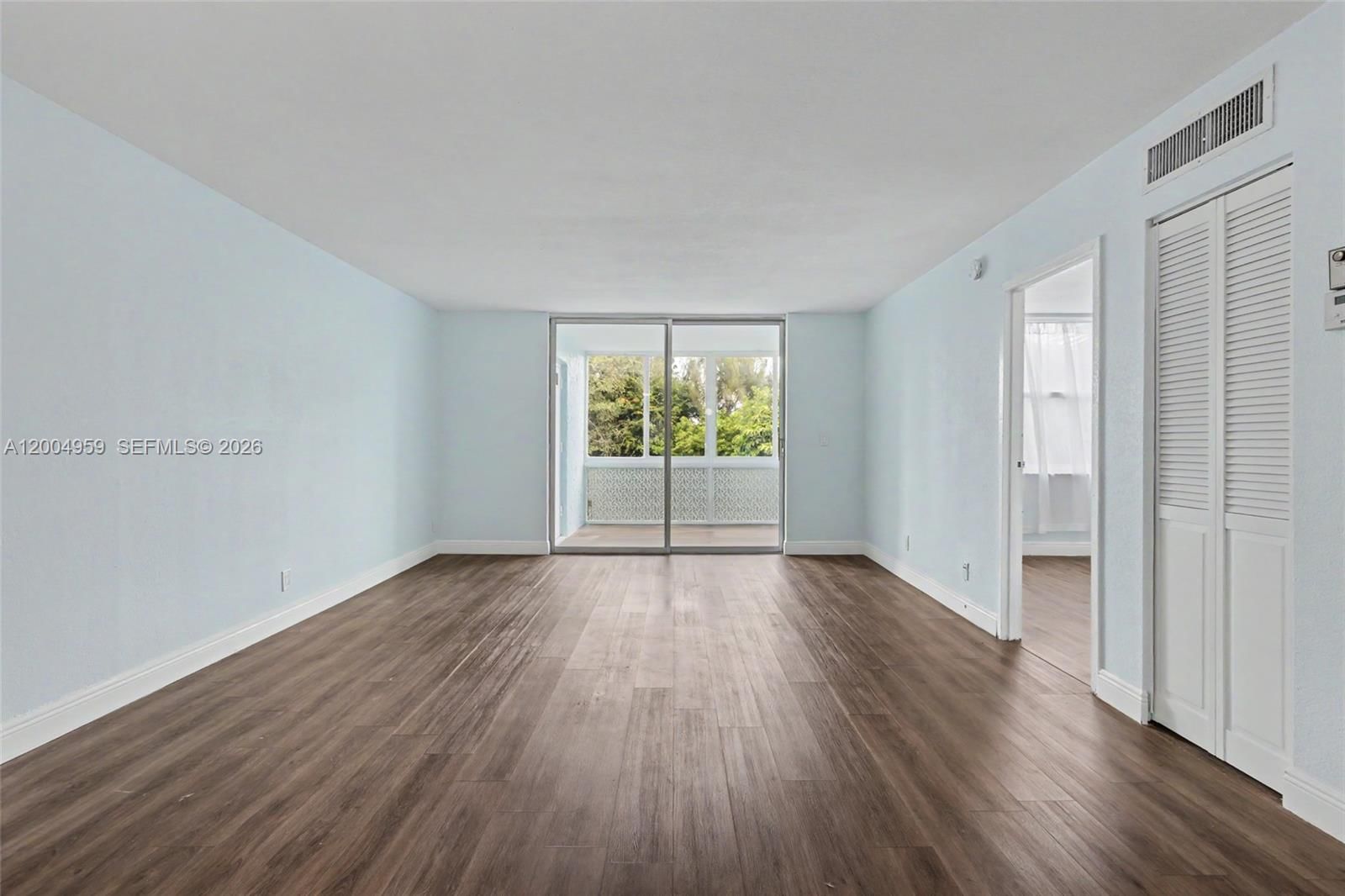 Real estate property located at 1402 80th Ave #302, Broward, Continental Village Condo, Margate, FL