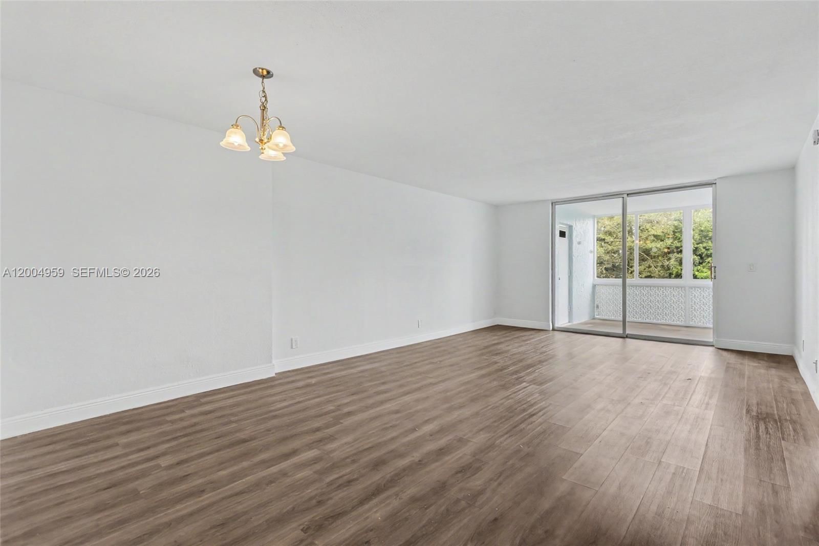 Real estate property located at 1402 80th Ave #302, Broward, Continental Village Condo, Margate, FL