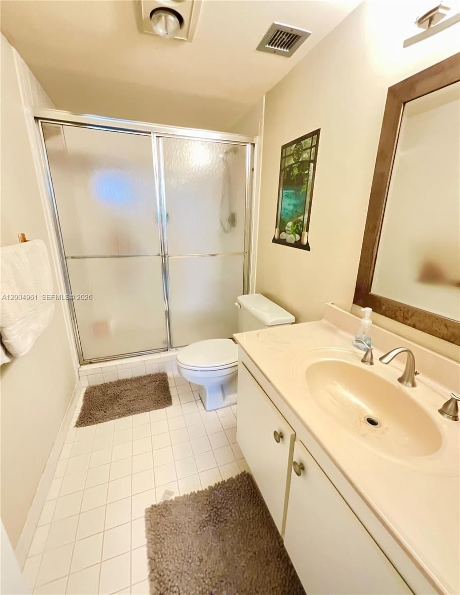 Real estate property located at 919 Hillcrest Dr #504, Broward, Hillcrest East No 20 Cond, Hollywood, FL