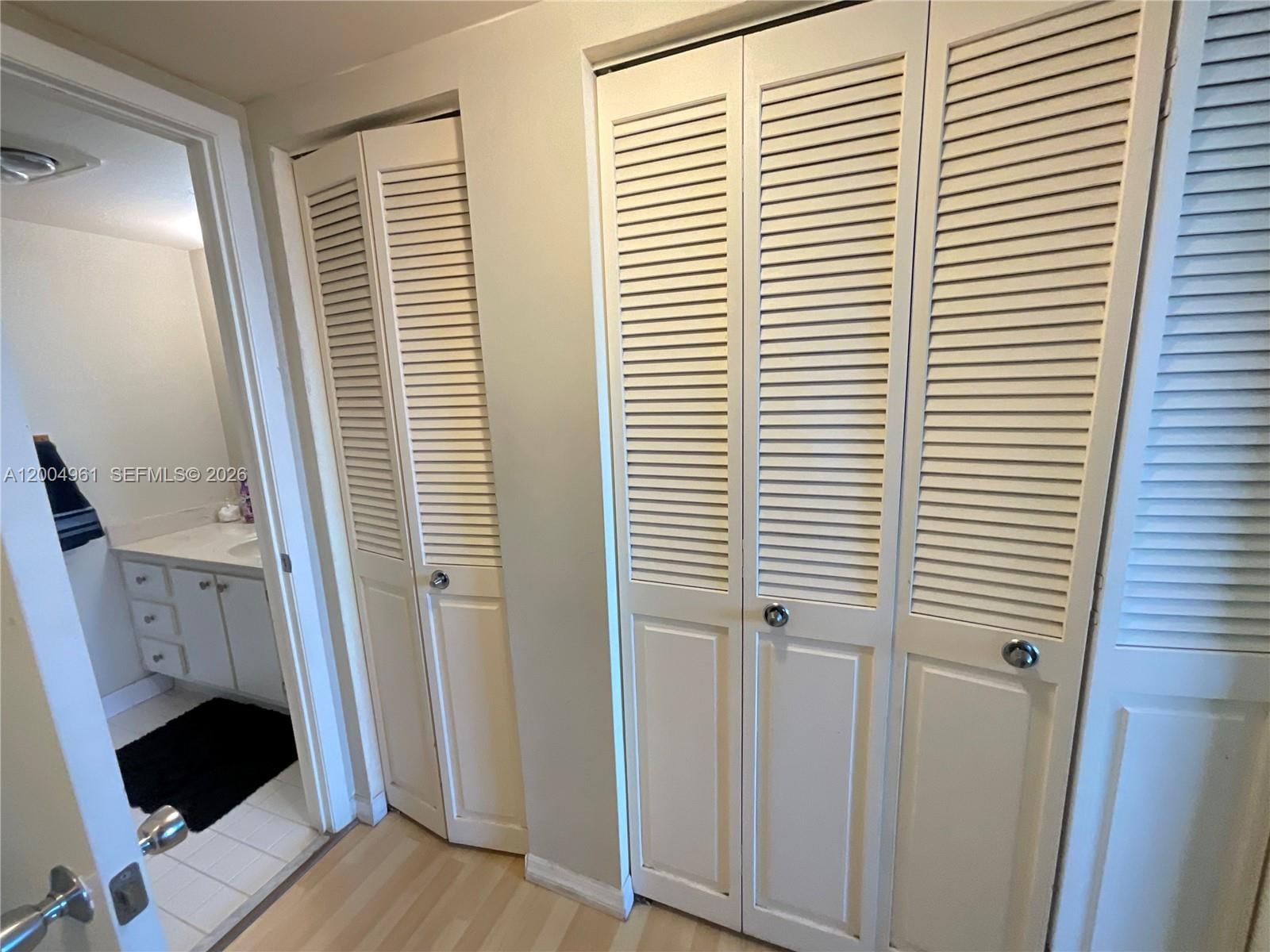 Real estate property located at 919 Hillcrest Dr #504, Broward, Hillcrest East No 20 Cond, Hollywood, FL