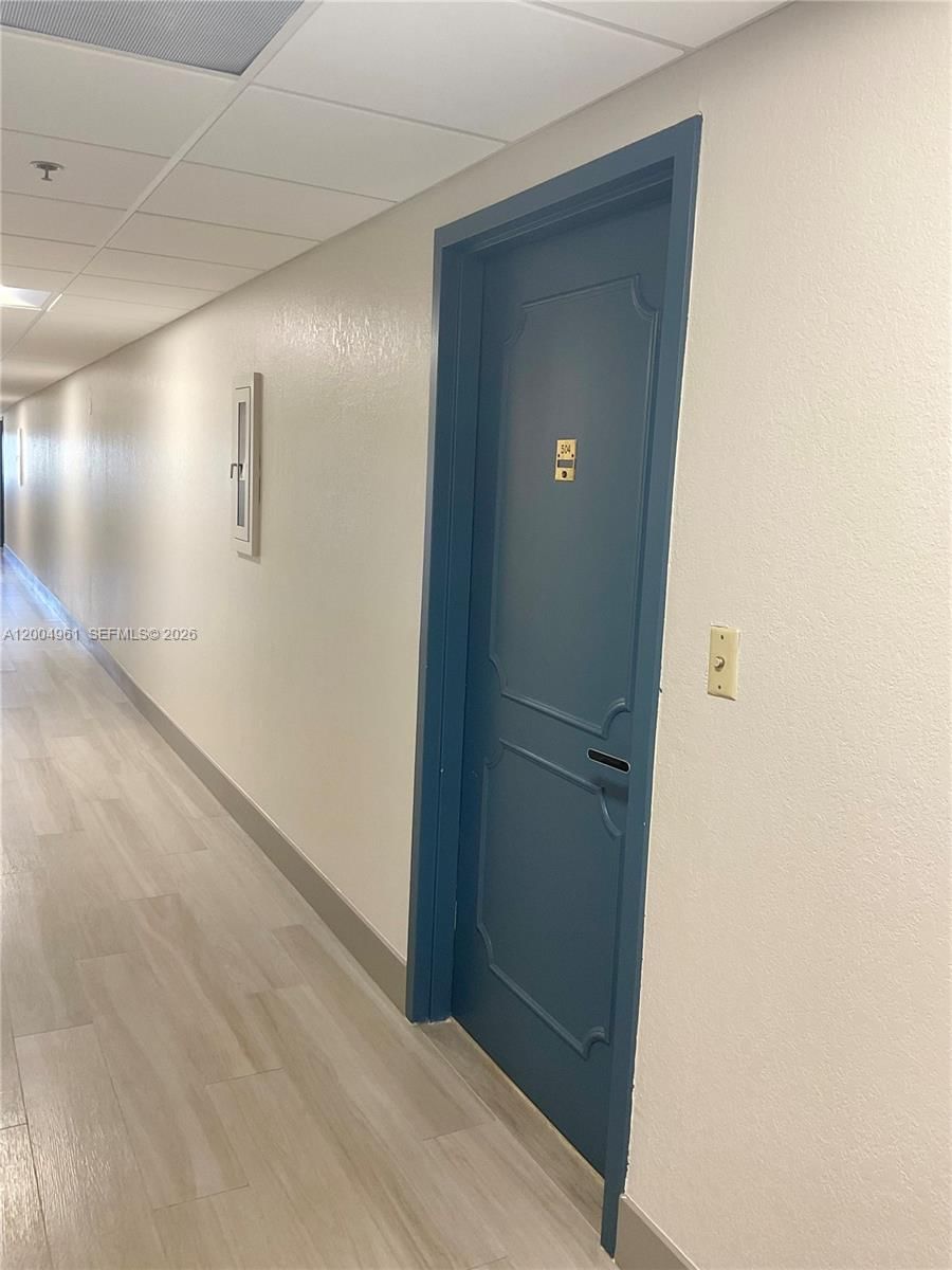 Real estate property located at 919 Hillcrest Dr #504, Broward, Hillcrest East No 20 Cond, Hollywood, FL