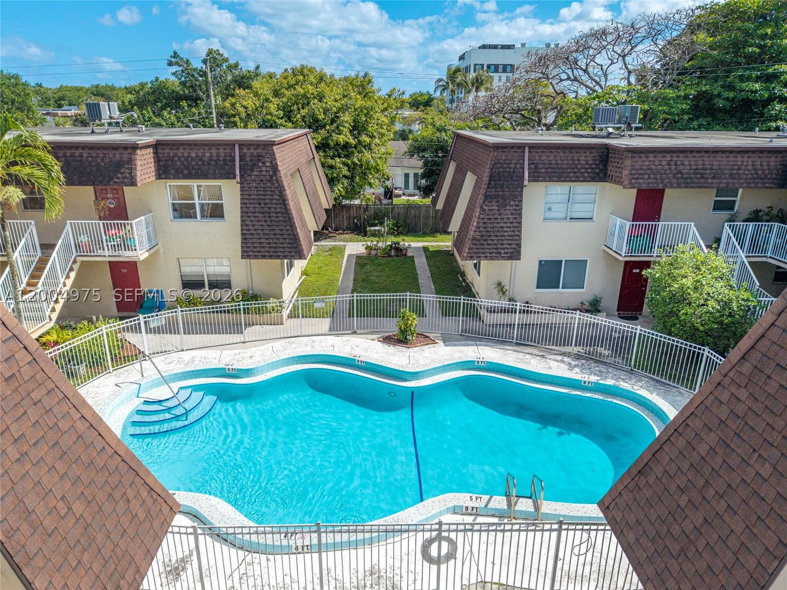 Real estate property located at 4524 54th St #501-W, Broward, Emerald Isles Condo, Dania Beach, FL