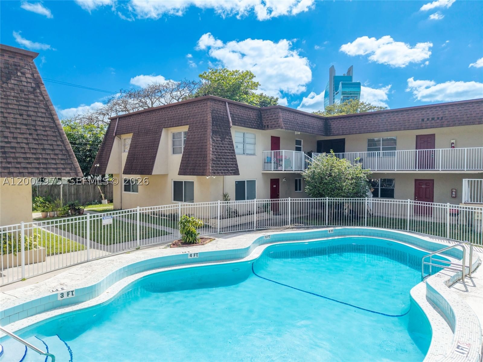 Real estate property located at 4524 54th St #501-W, Broward, Emerald Isles Condo, Dania Beach, FL