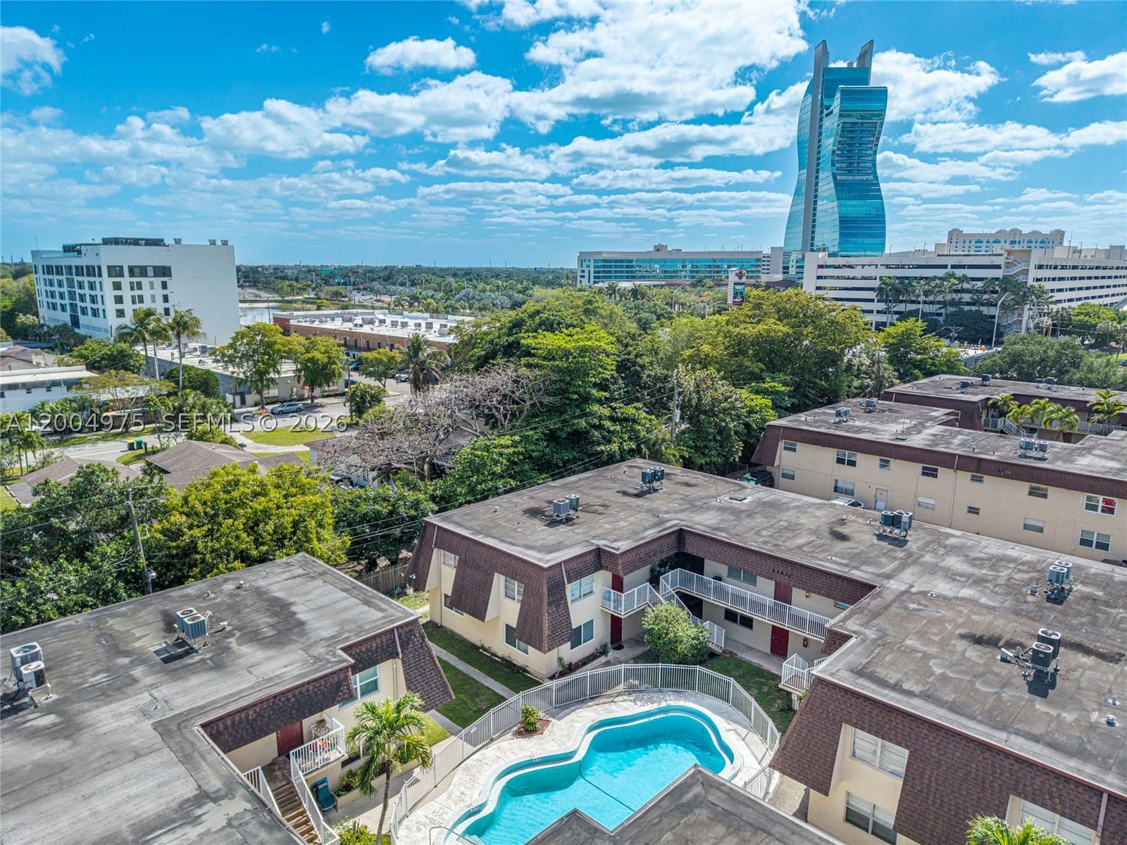 Real estate property located at 4524 54th St #501-W, Broward, Emerald Isles Condo, Dania Beach, FL