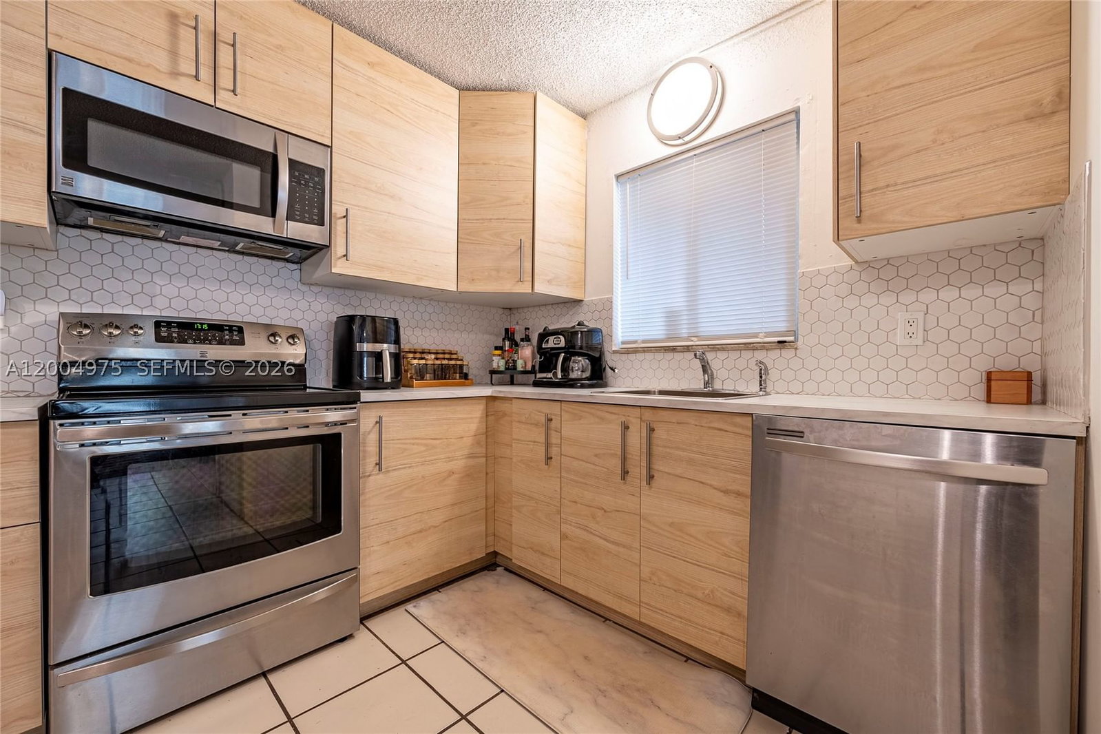 Real estate property located at 4524 54th St #501-W, Broward, Emerald Isles Condo, Dania Beach, FL