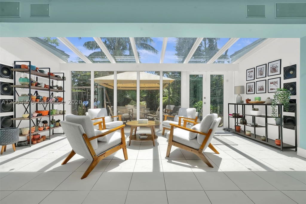 Real estate property located at 15540 152nd Ter, Miami-dade, Weitzer Shauna Meadows Se, Miami, FL