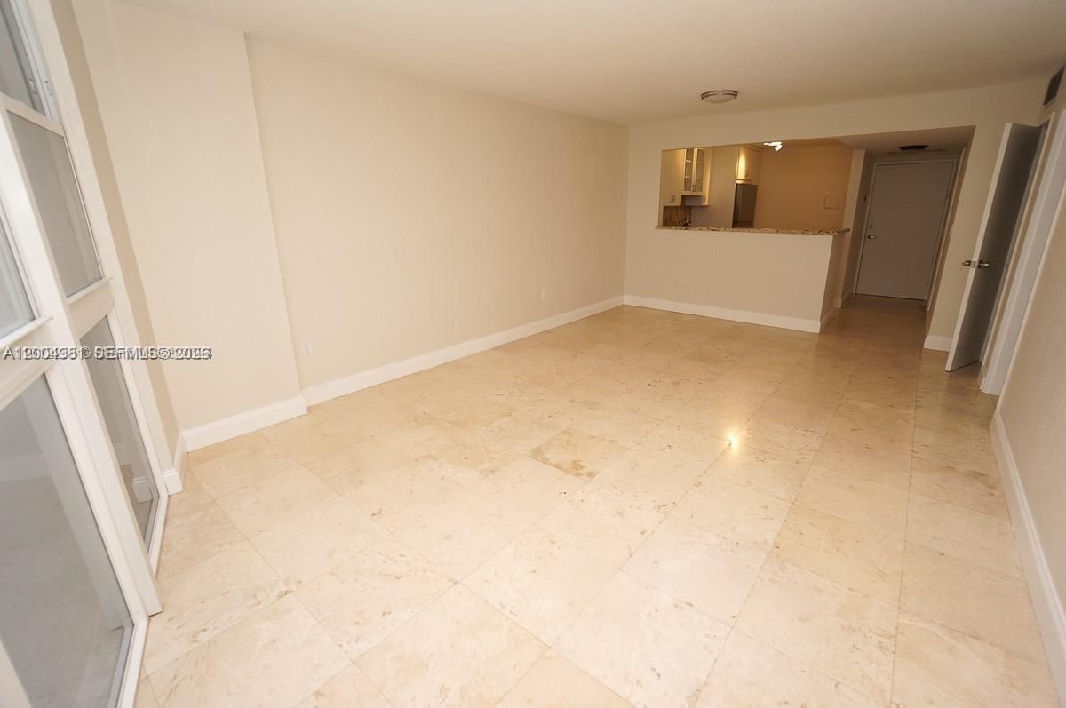 Real estate property located at 1228 West Ave #513, Miami-dade, Bayview Terr Condo, Miami Beach, FL