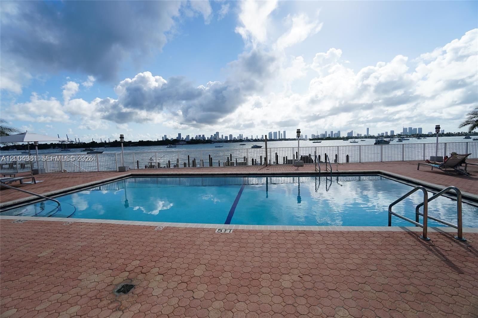 Real estate property located at 1228 West Ave #513, Miami-dade, Bayview Terr Condo, Miami Beach, FL