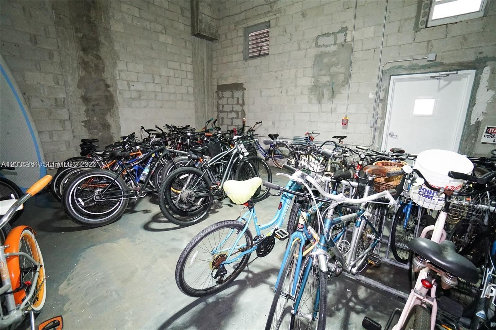 Real estate property located at 1228 West Ave #513, Miami-dade, Bayview Terr Condo, Miami Beach, FL