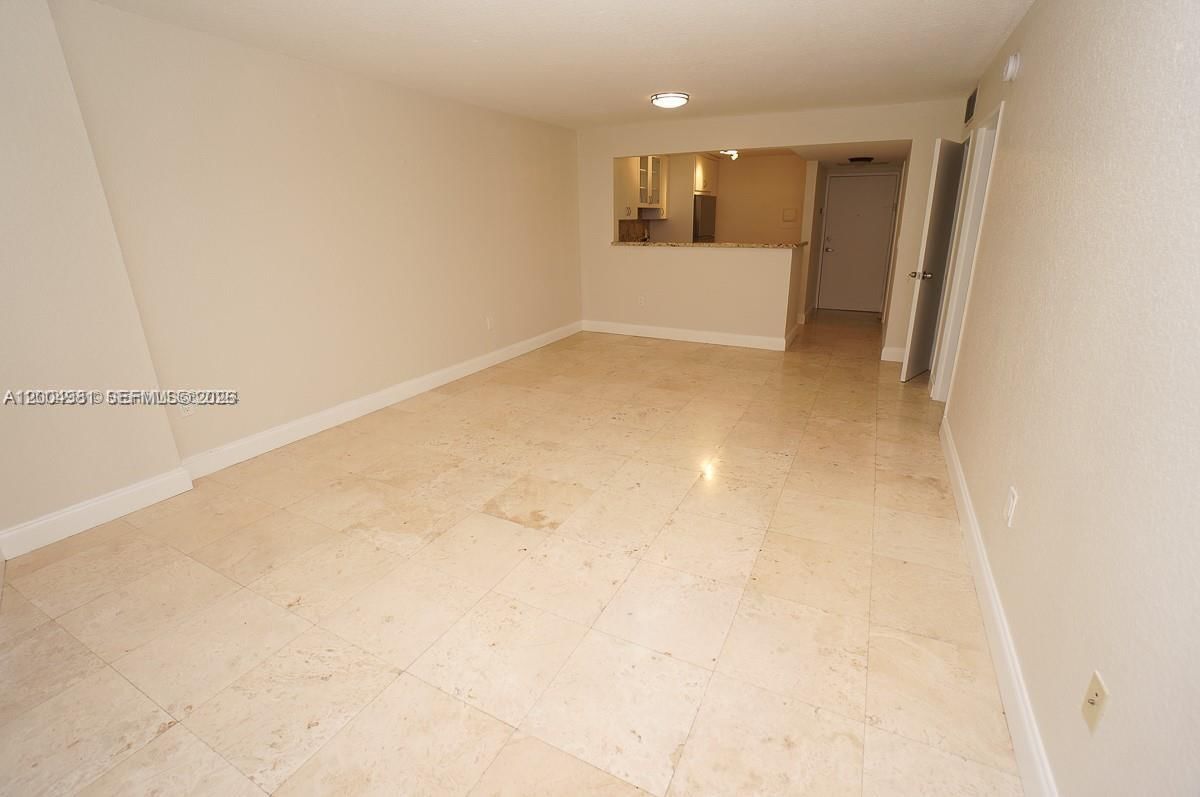 Real estate property located at 1228 West Ave #513, Miami-dade, Bayview Terr Condo, Miami Beach, FL