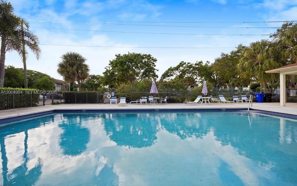 Real estate property located at 341 City View Dr, Broward, City View, Fort Lauderdale, FL