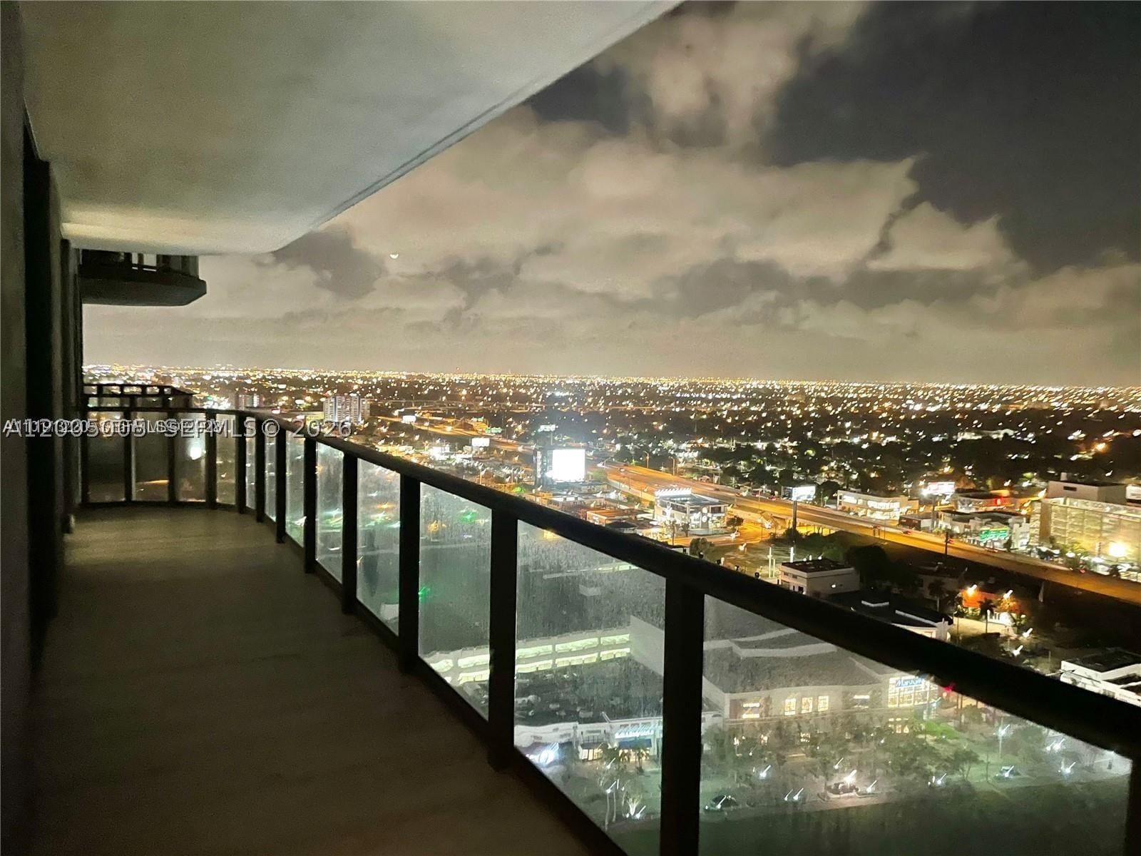 Real estate property located at 121 34 St #2215, Miami-dade, 3401 Midtown Condo, Miami, FL