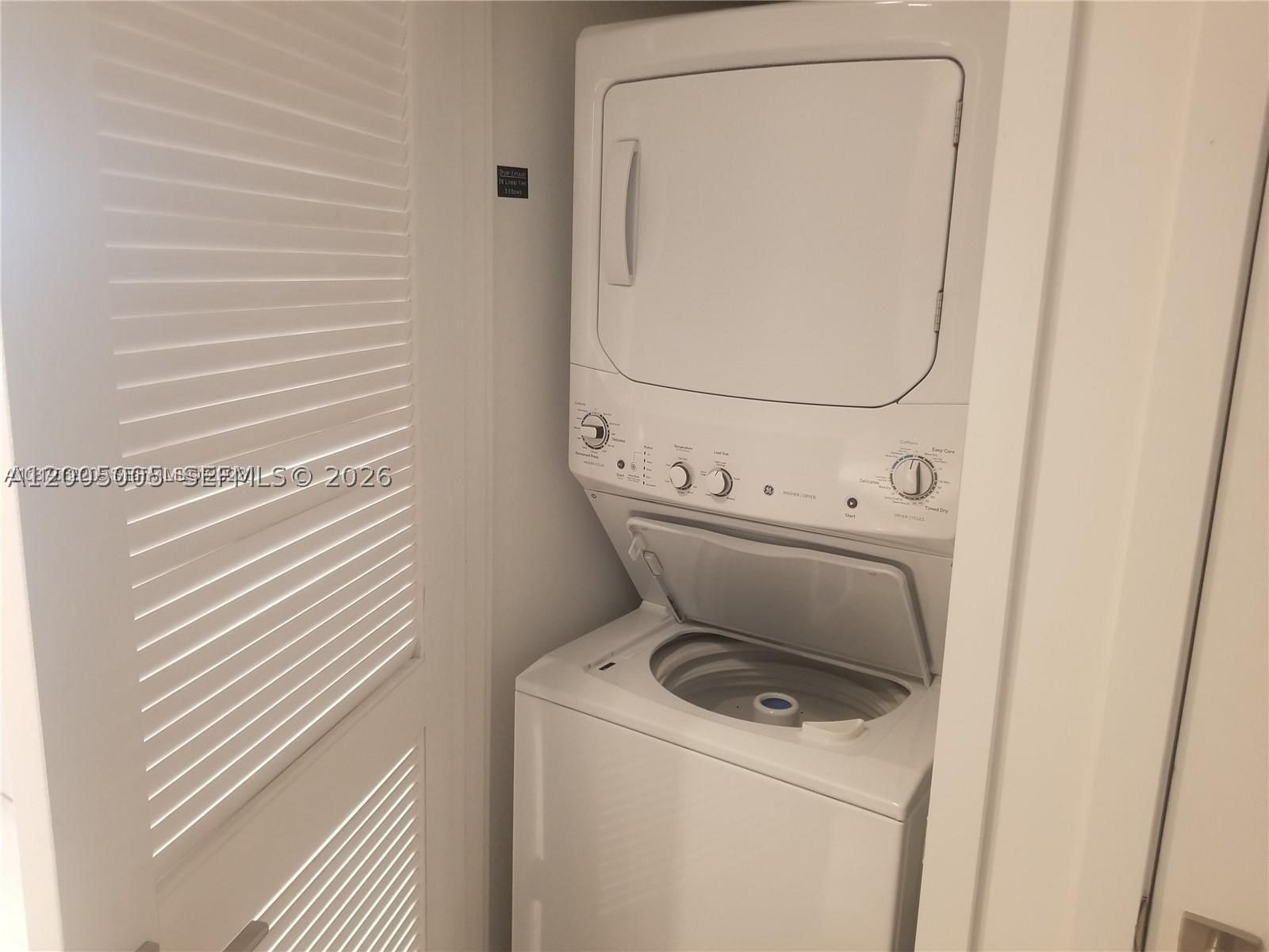 Real estate property located at 121 34 St #2215, Miami-dade, 3401 Midtown Condo, Miami, FL