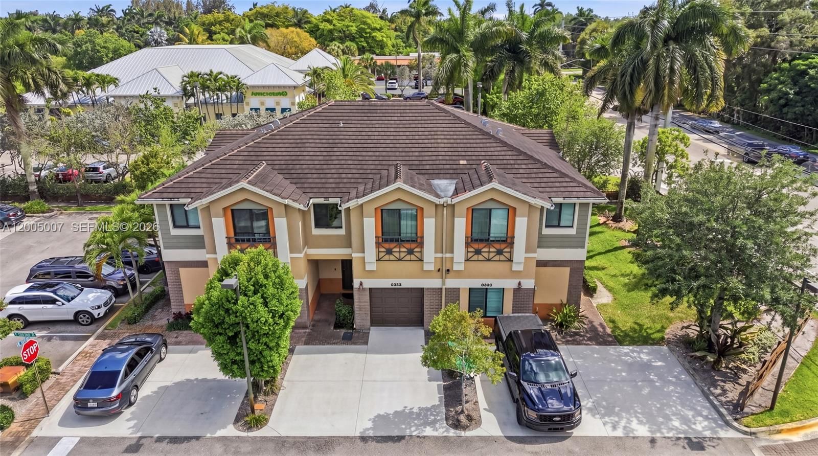 Real estate property located at 6320 Station Sq, Broward, Davie Junction, Davie, FL