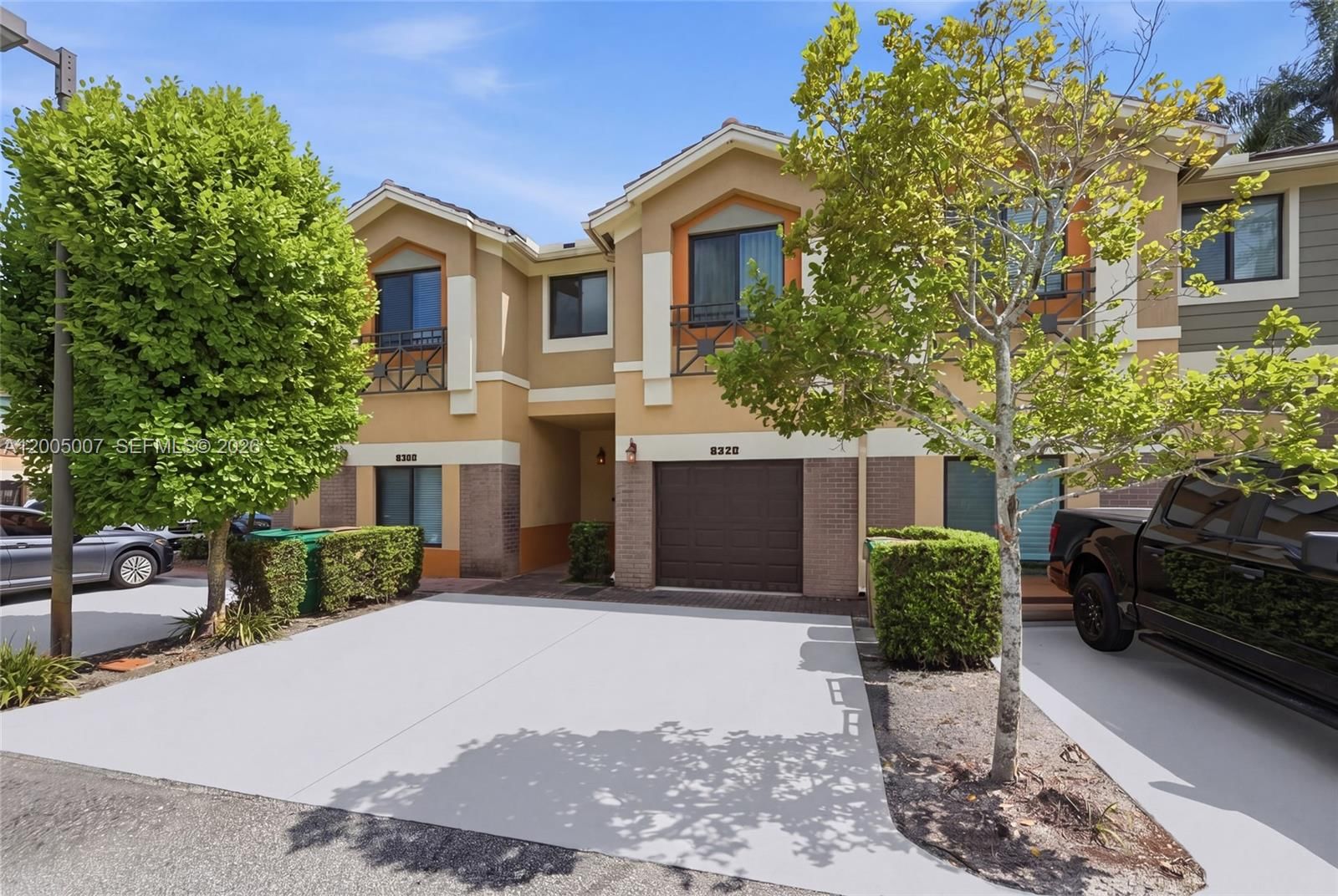 Real estate property located at 6320 Station Sq, Broward, Davie Junction, Davie, FL