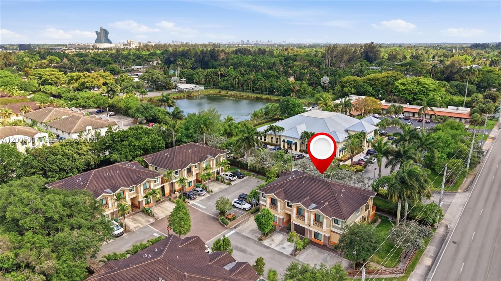 Real estate property located at 6320 Station Sq, Broward, Davie Junction, Davie, FL