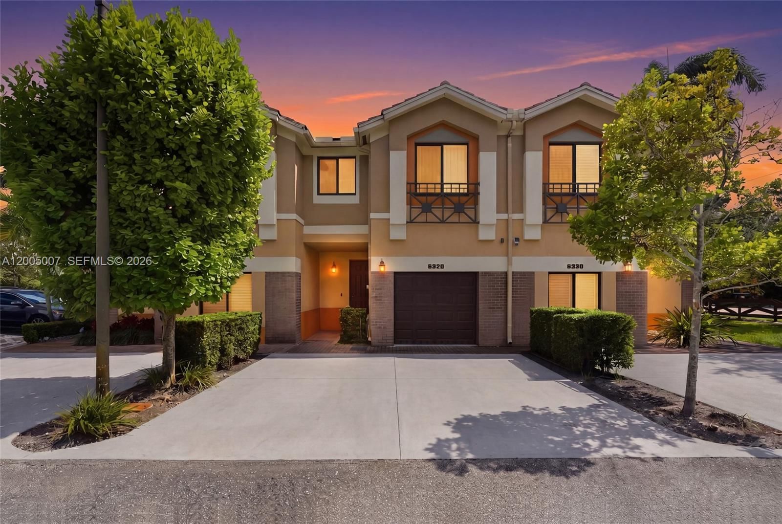 Real estate property located at 6320 Station Sq, Broward, Davie Junction, Davie, FL