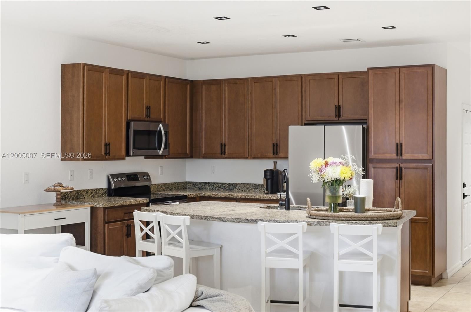 Real estate property located at 6320 Station Sq, Broward, Davie Junction, Davie, FL