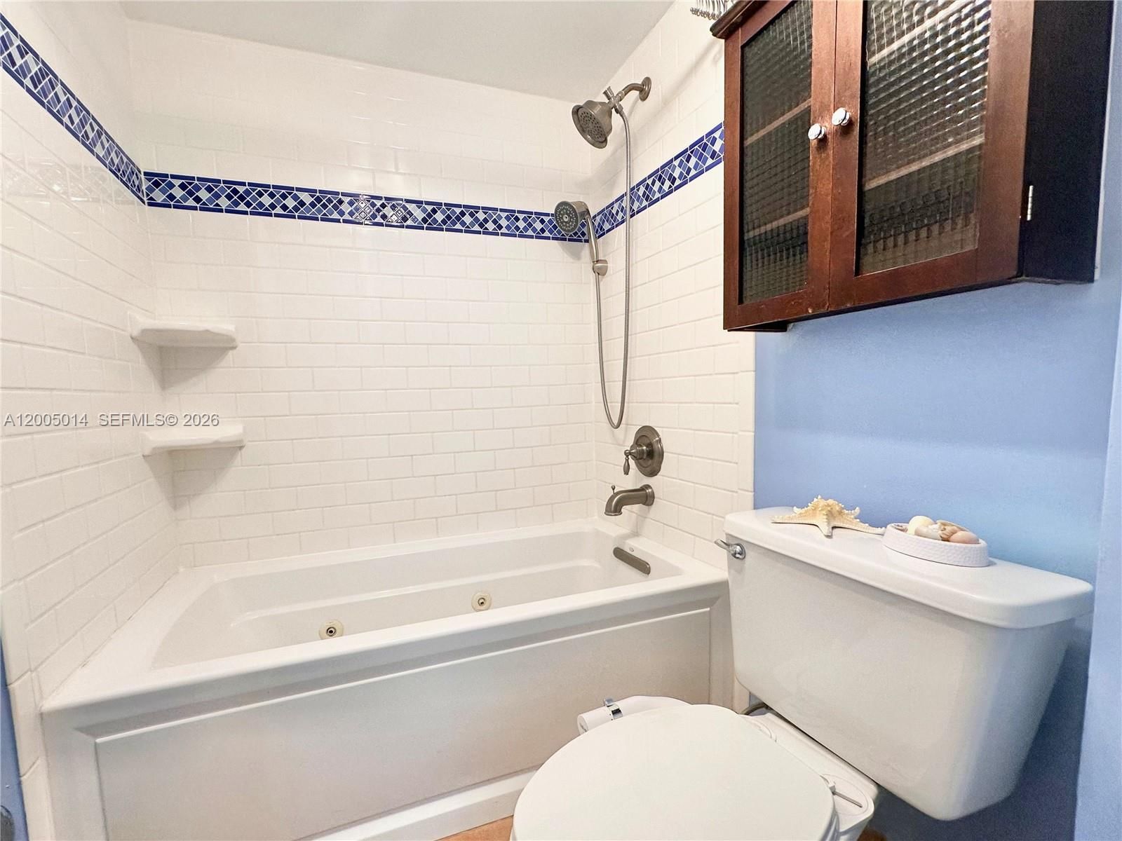 Real estate property located at 7135 COLLINS AVE #811, Miami-dade, Burleigh House Condo, Miami Beach, FL