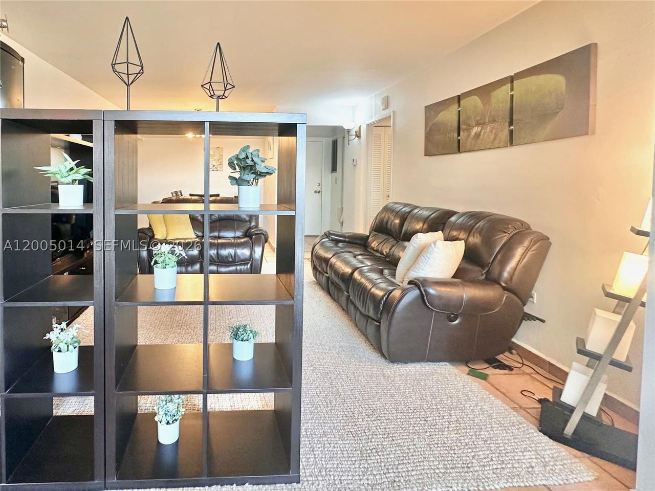 Real estate property located at 7135 COLLINS AVE #811, Miami-dade, Burleigh House Condo, Miami Beach, FL