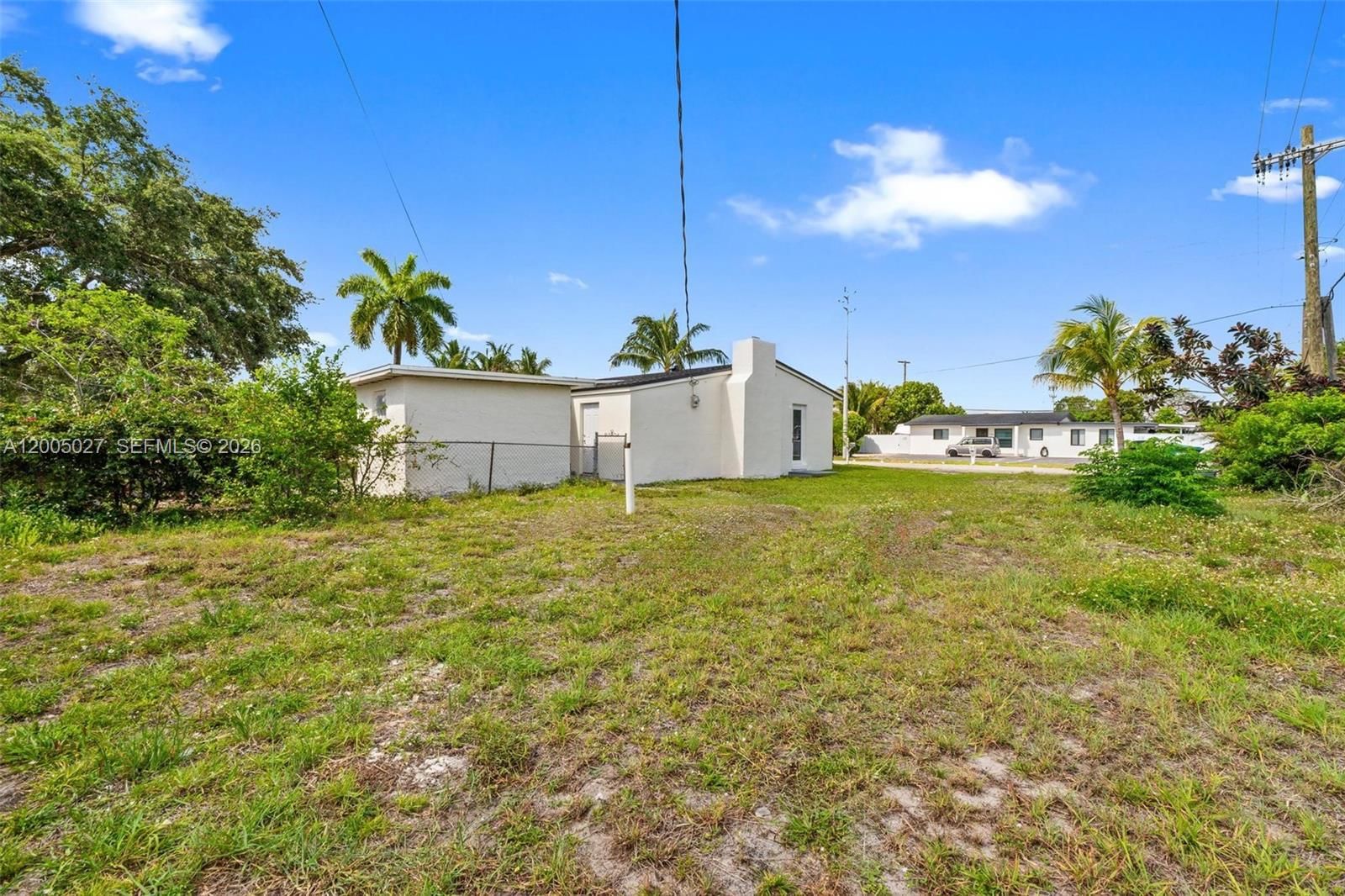 Real estate property located at 17501 41st Ave, Miami-dade, Carol City, Miami Gardens, FL