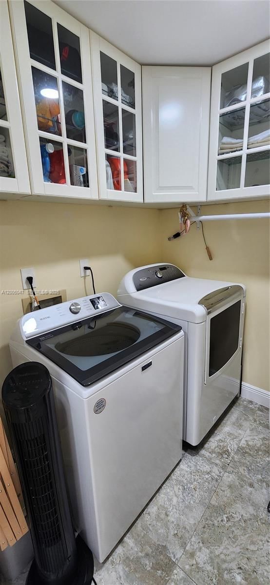 Real estate property located at 19922 88th Ave, Miami-dade, Lakes On The Green Replat, Hialeah, FL