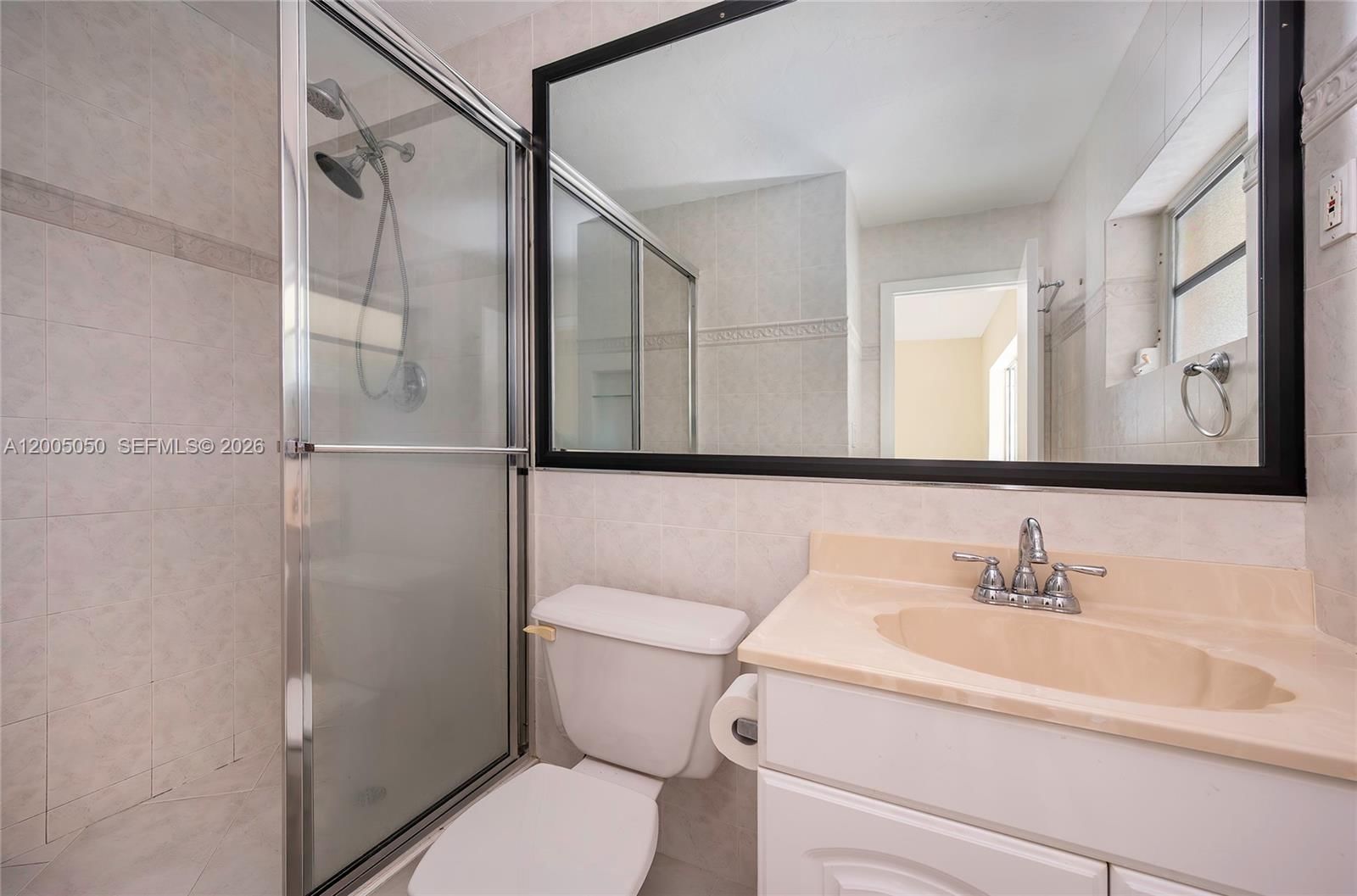 Real estate property located at 9411 185th Ter, Miami-dade, Bel Aire Sec 13, Cutler Bay, FL