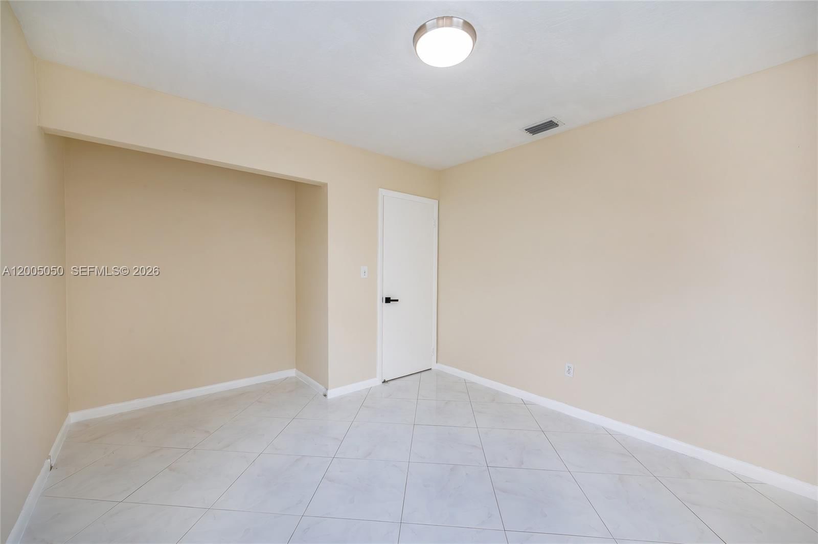 Real estate property located at 9411 185th Ter, Miami-dade, Bel Aire Sec 13, Cutler Bay, FL