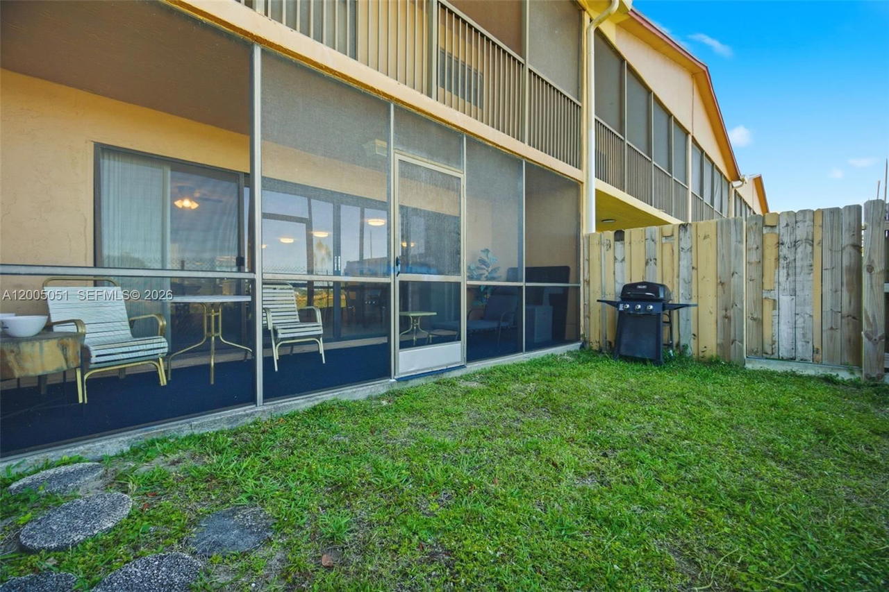 Real estate property located at 2750 80th Ave, Broward, Fairways Of Sunrise, Sunrise, FL