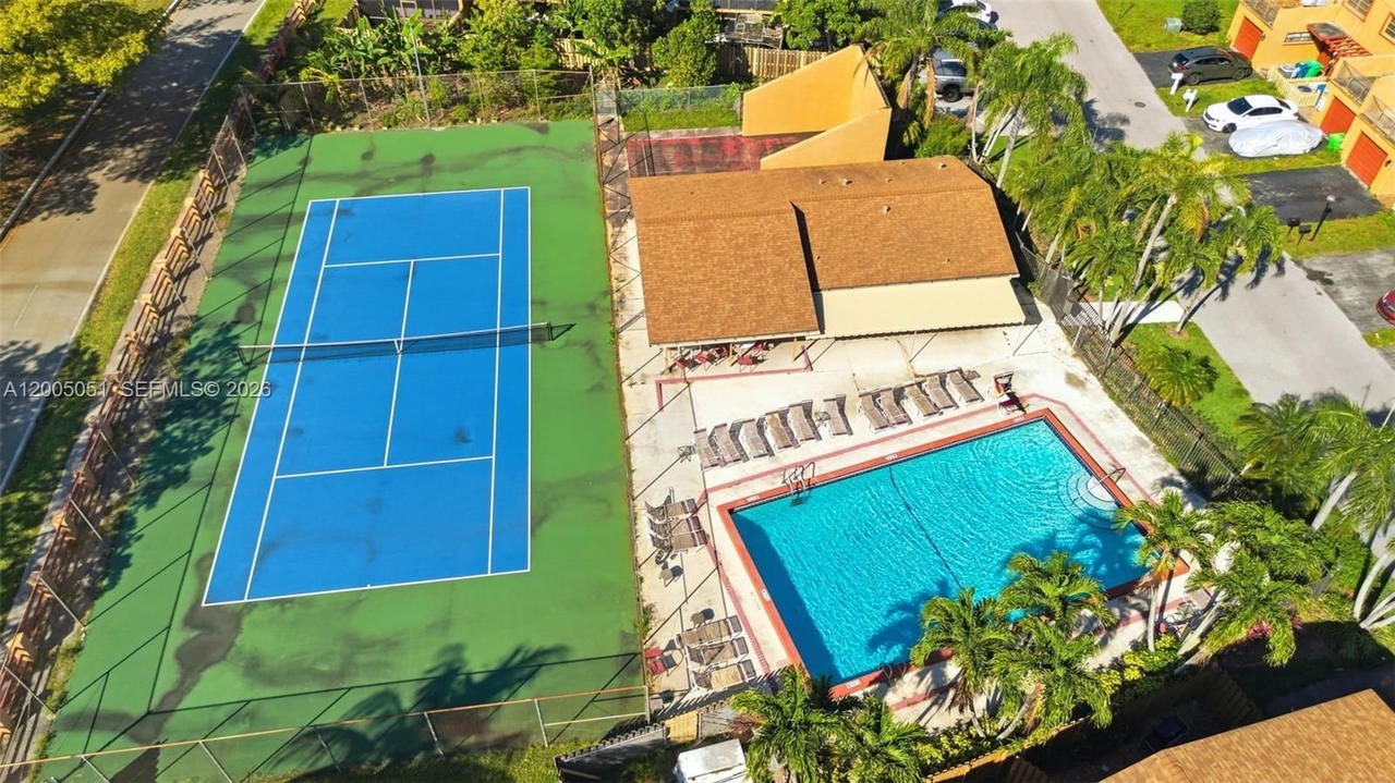 Real estate property located at 2750 80th Ave, Broward, Fairways Of Sunrise, Sunrise, FL