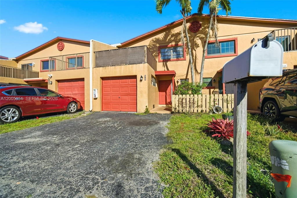 Real estate property located at 2750 80th Ave, Broward, Fairways Of Sunrise, Sunrise, FL